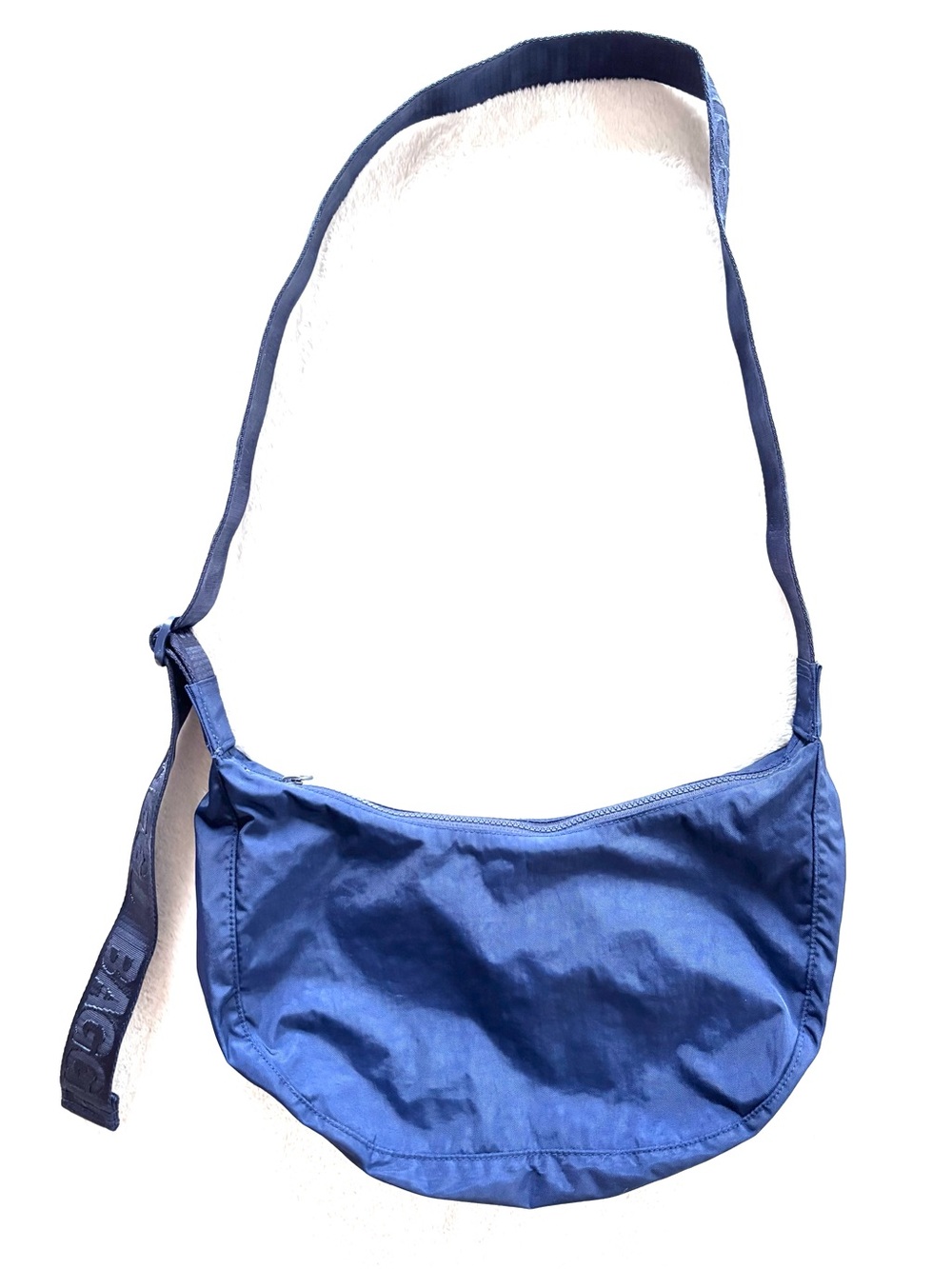 BAGGU Medium Nylon Crescent Bag - Navy (2025)